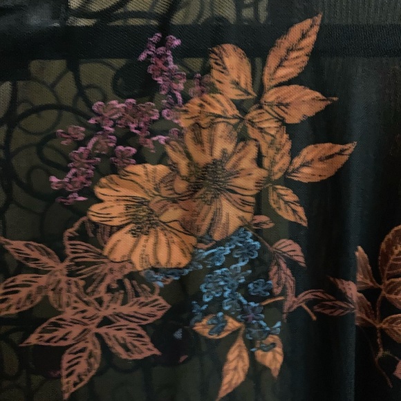 Torrid Sheer Floral Kimono - Picture 4 of 4